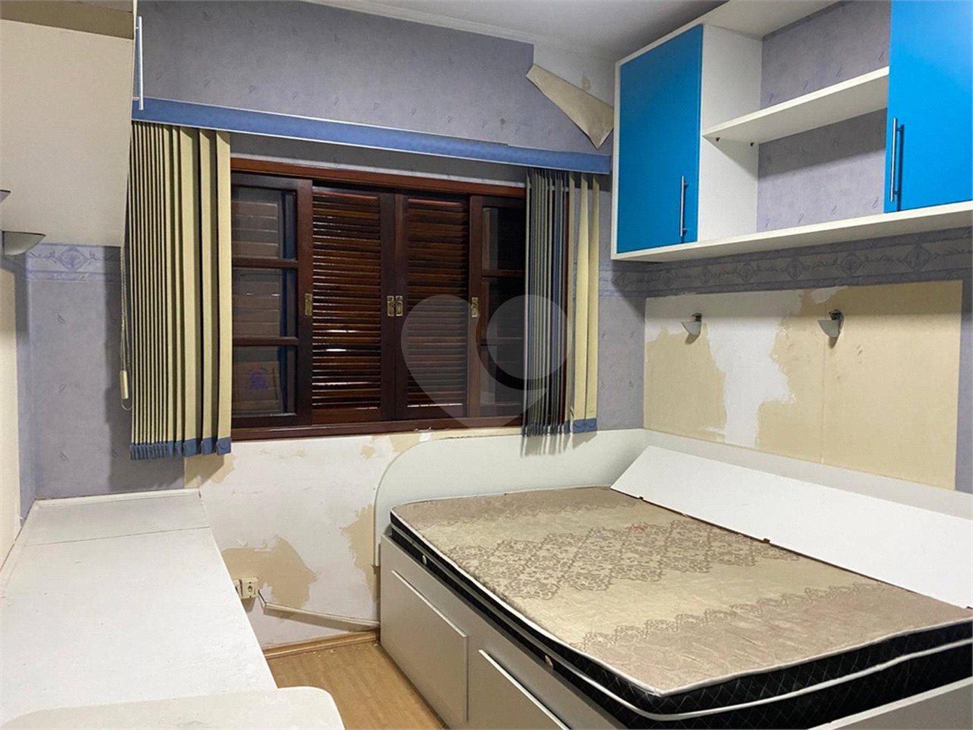 Casa à venda com 5 quartos, sendo 3 suítes, em Vila Rosália, Guarulhos, SP