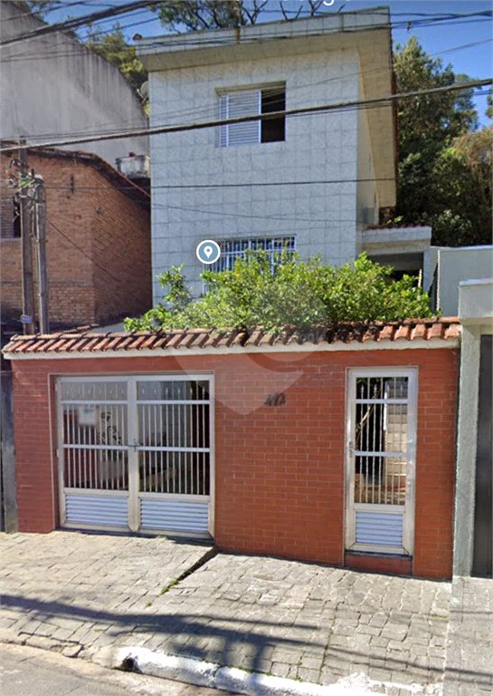 Sobrado à venda com 2 quartos em Horto, São Paulo, SP