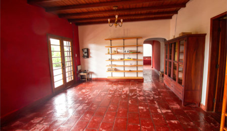 Chácara à venda com 3 quartos, sendo 1 suíte,  em Capuava, São Roque, SP