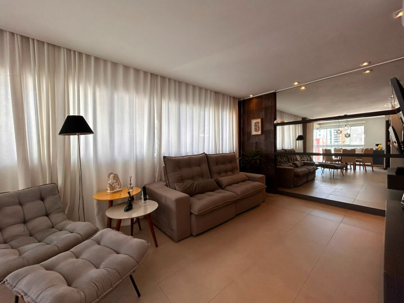 Apartamento com 2 dormitórios à venda, 100 m² por R$ 1.390.000,00 - Pompéia - Santos/SP