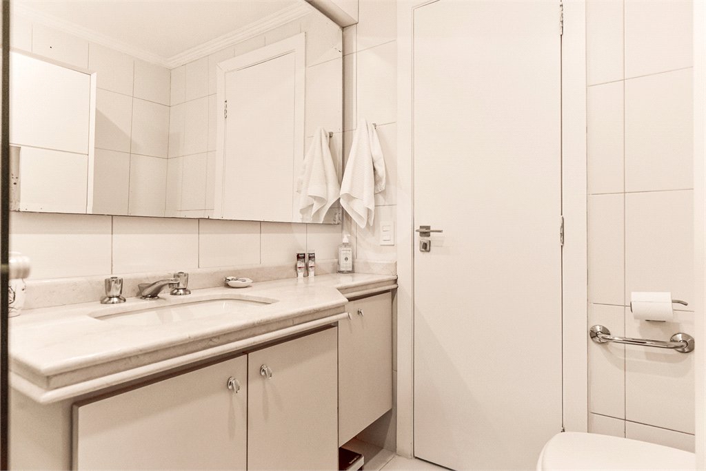 Apartamento à venda com 2 quartos, sendo 1 suíte, em Brooklin, São Paulo, SP