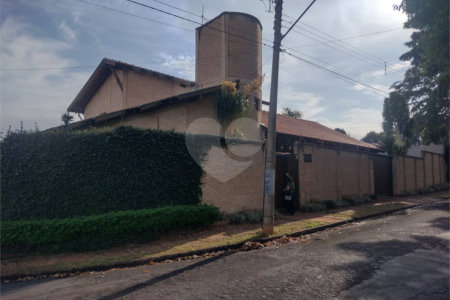 Sobrado à venda com 3 quartos, sendo 2 suítes, em Jardim Residencial Santa Mônica, Araraquara, SP
