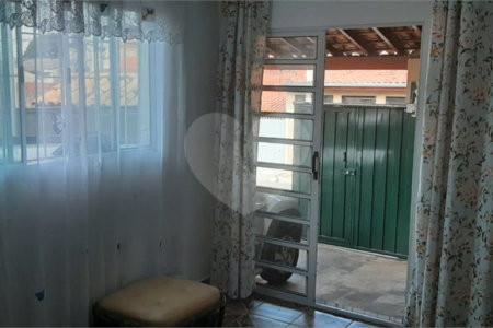 Casa Térrea à venda com 3 quartos, sendo 1 suíte, em Capela, Vinhedo, SP