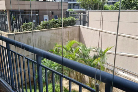 Apartamento à venda com 3 quartos, sendo 1 suíte,  em Vila Andrade, São Paulo, SP