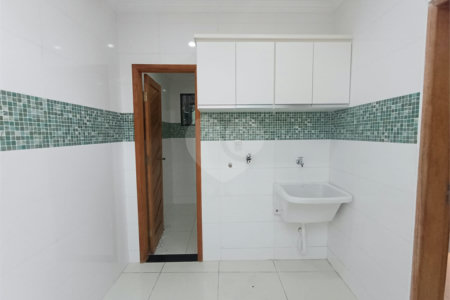 Casa à venda com 3 quartos, sendo 2 suítes, no condomínio Village da Posse, Rio de Janeiro - RJ