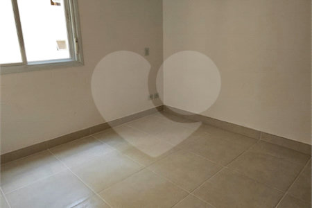 Apartamento à venda com 2 quartos no Centro, São Roque, SP