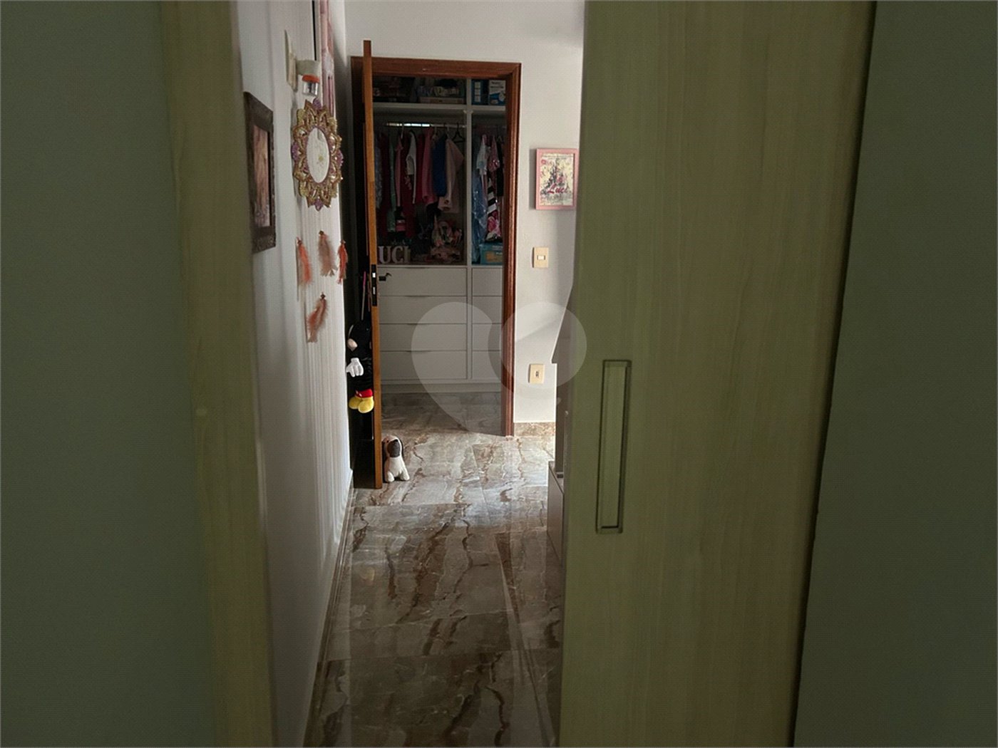 Casa à venda com 3 quartos, sendo 2 suítes, em Jardim de Cresci, São Carlos, SP