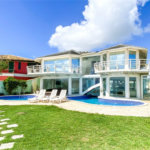 Casa à venda com 5 quartos, sendo 4 suítes, em Marina, Armação dos Búzios, RJ