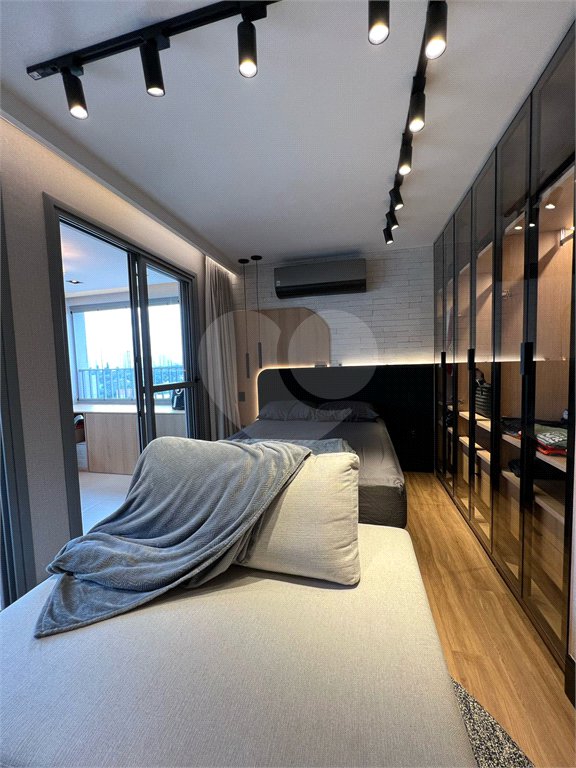Apartamento à venda com 1 suíte em Jardim das Acácias, São Paulo, SP