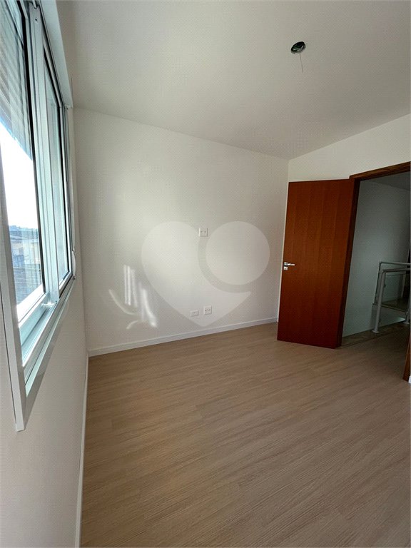 Sobrado à venda com 3 quartos, sendo 1 suíte,  em Jardim Pirajussara, São Paulo, SP