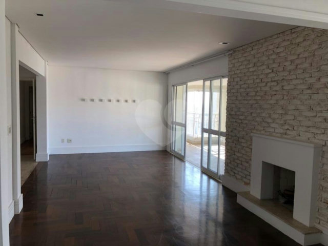 Apartamento à venda com 3 suítes em Morumbi, São Paulo, SP