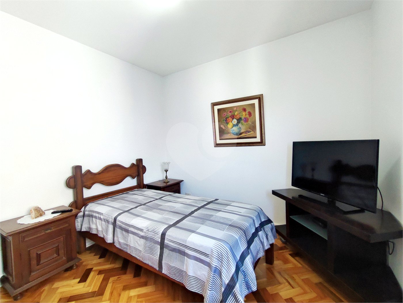 Apartamento à venda com 3 quartos, sendo 1 suíte, em Alto da Boa Vista, São Paulo, SP