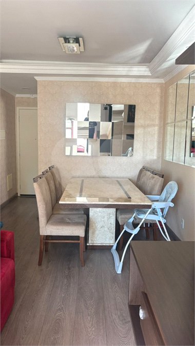 Apartamento à venda com 3 quartos, sendo 1 suíte, em Conjunto Residencial Irai, Suzano, SP
