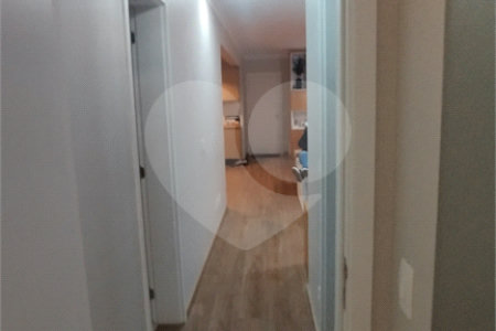 Apartamento à venda ou para alugar com 3 suítes em Vila Anastácio, São Paulo, SP