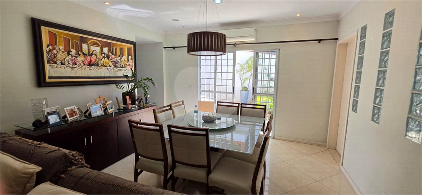 Casa Térrea à venda ou para alugar com 8 quartos, sendo 4 suítes, em Vila Pereira Barreto, São Paulo, SP