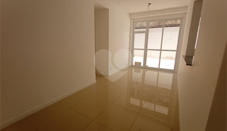 Apartamento à venda com 2 quartos, sendo 1 suíte,  em Vila Isabel, Rio de Janeiro, RJ