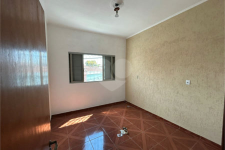 Casa à venda com 2 quartos em Vila Carvalho, Sorocaba, SP