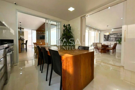 Casa em condomínio à venda com 3 suítes, em Iporanga, Sorocaba, SP