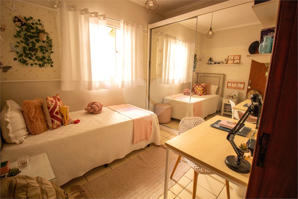 Casa à venda com 3 quartos, sendo 1 suíte,  em Jardim Villaça, São Roque, SP