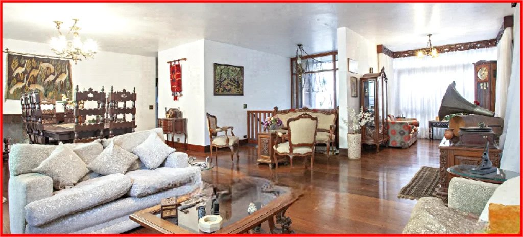 Casa à venda com 3 quartos, sendo 1 suíte, em Pinheiros, São Paulo, SP