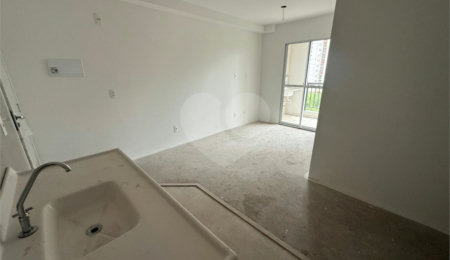 Apartamento à venda com 2 quartos, sendo 1 suíte,  em Vila Sorocabana, Guarulhos, SP