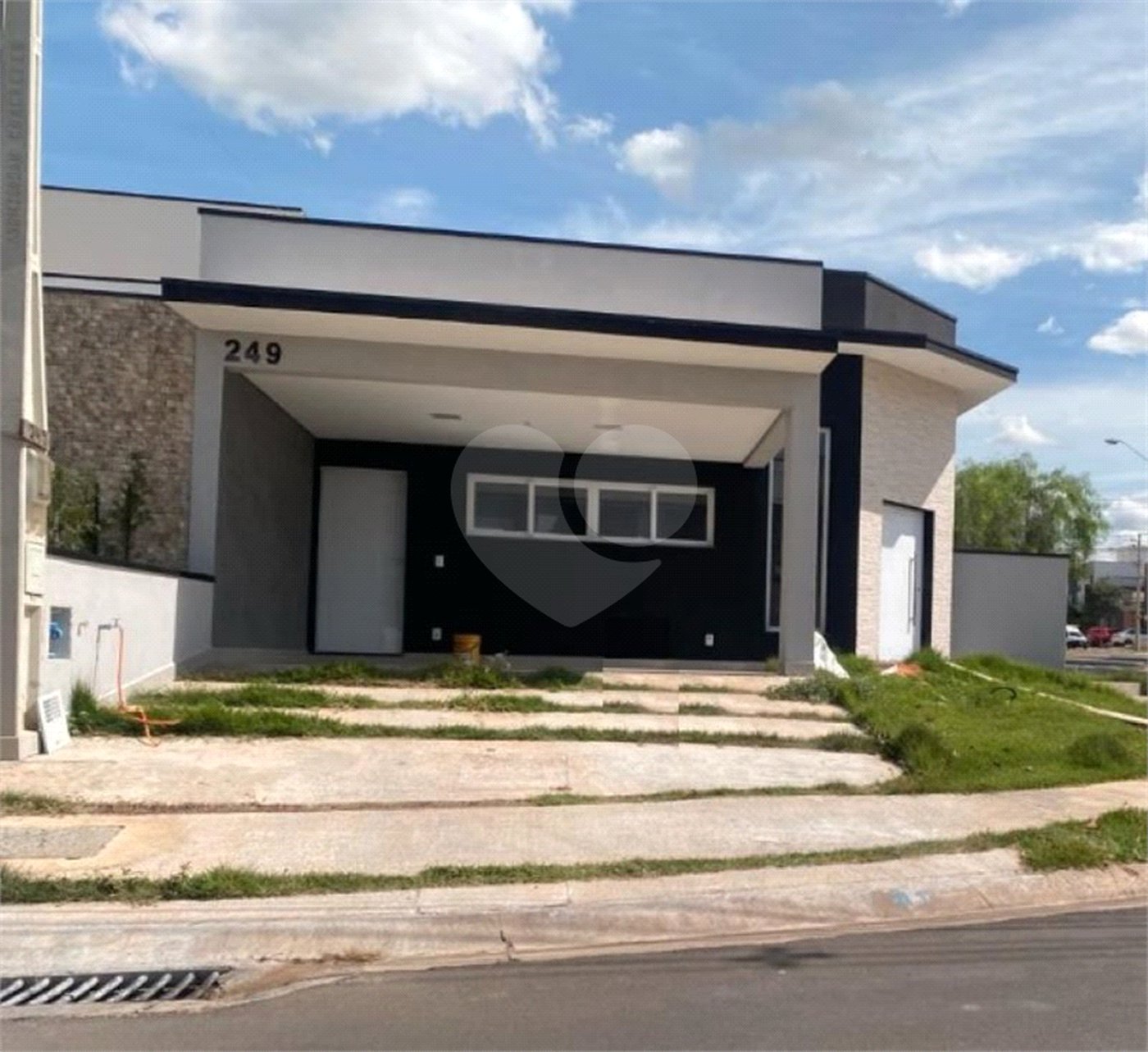 Casa à venda com 3 suítes no condomínio Village Moutonnée, Salto - SP