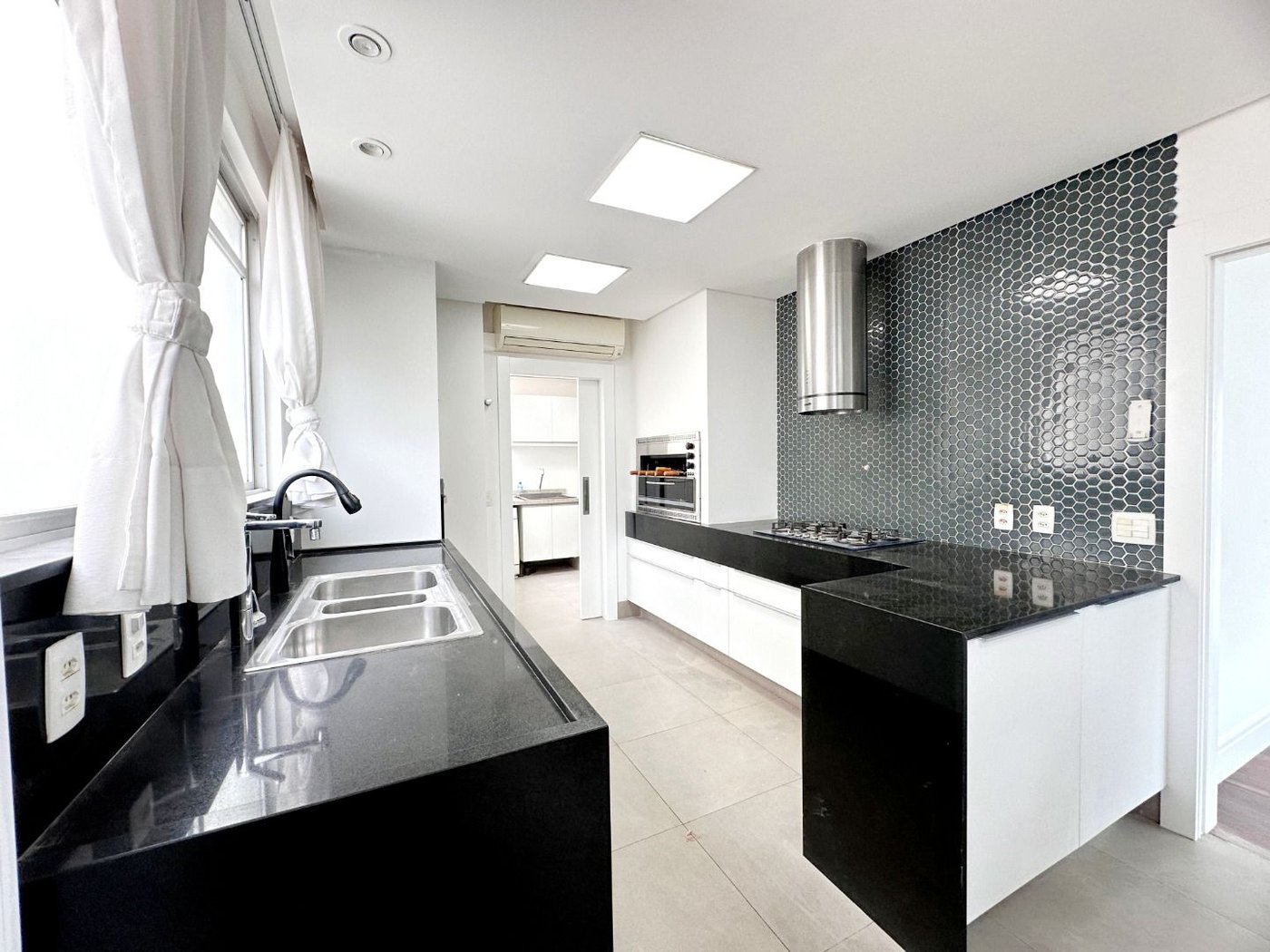 Apartamento à venda, 305 m² por R$ 2.479.000,00 - Boqueirão - Santos/SP
