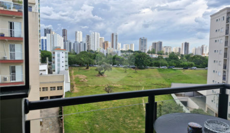 Apartamento à venda com 2 quartos, sendo 1 suíte,  em Parque Campolim, Sorocaba, SP