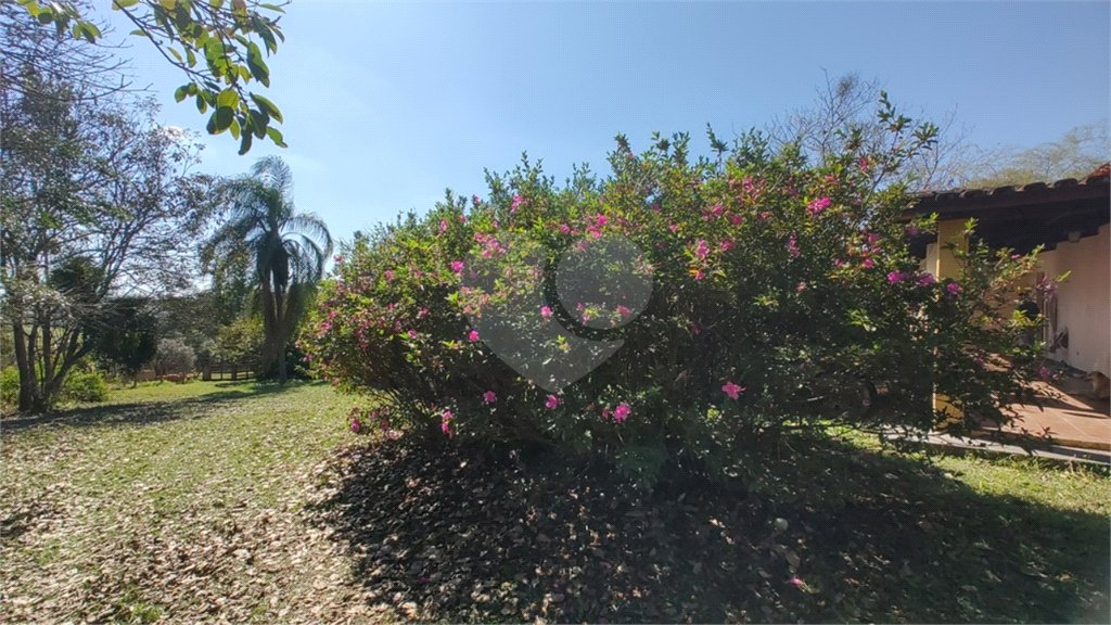 Sítio à venda com 3 quartos, sendo 1 suíte,  em Da Barra, Salto de Pirapora, SP