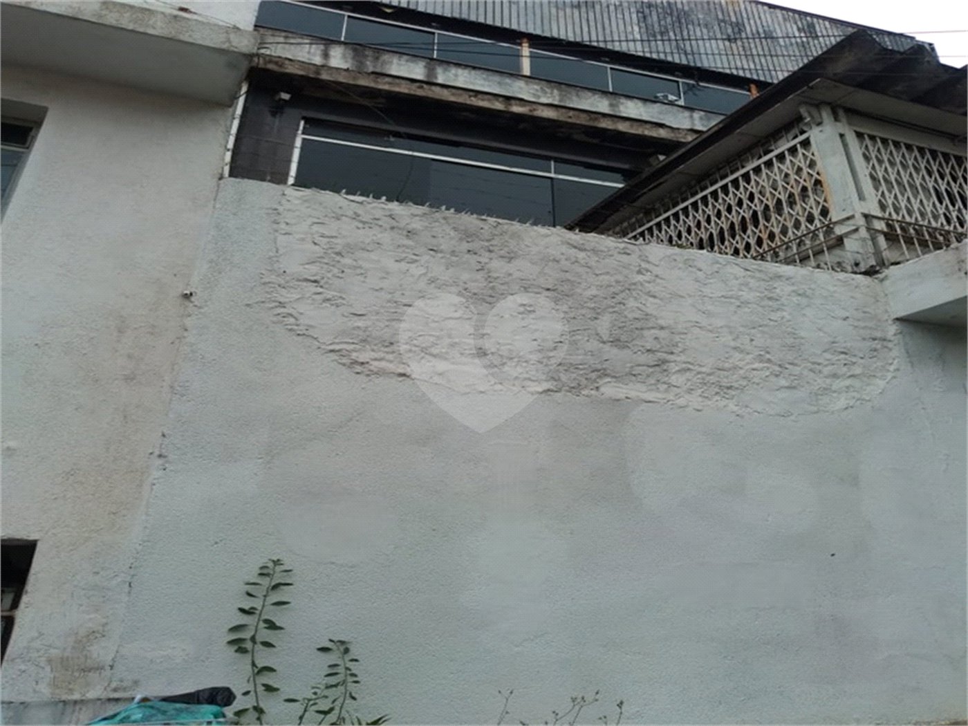 Prédio à venda com 4 quartos, sendo 1 suíte, em Santana, São Paulo, SP