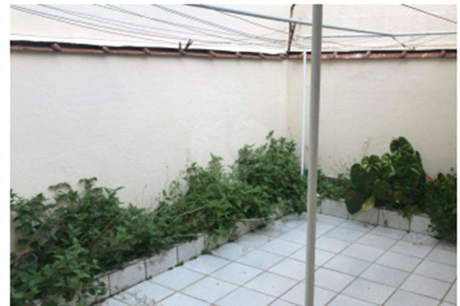 Sobrado à venda com 3 quartos em Horto, São Paulo, SP