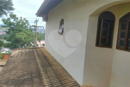 Chácara à venda com 4 quartos, sendo 3 suítes, em Campos de Atibaia, Atibaia, SP