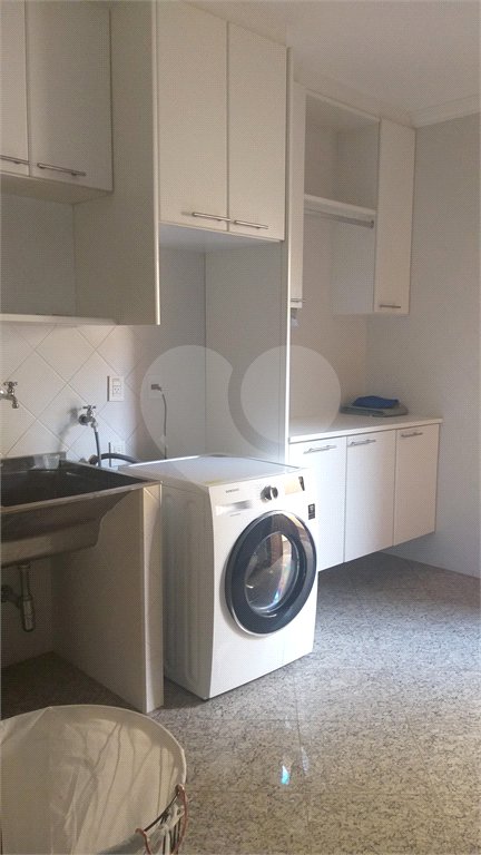 Casa à venda com 5 quartos, sendo 2 suítes, no condomínio Vinhas da Vista Alegre - Lado Sede, Vinhedo - SP