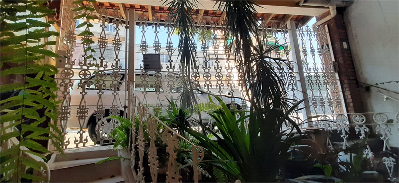 Sobrado à venda com 2 quartos em Horto, São Paulo, SP