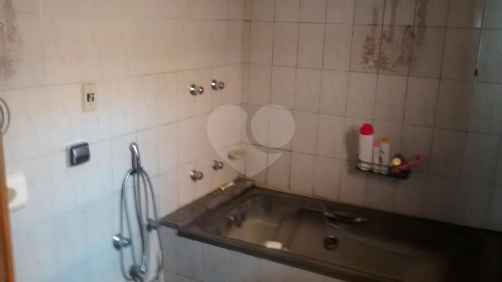 Casa à venda com 4 quartos, sendo 1 suíte, em Parque Vitória, São Paulo, SP