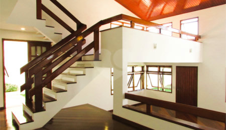 Casa para alugar com 4 quartos, sendo 2 suítes, em Cidade São Francisco, São Paulo, SP