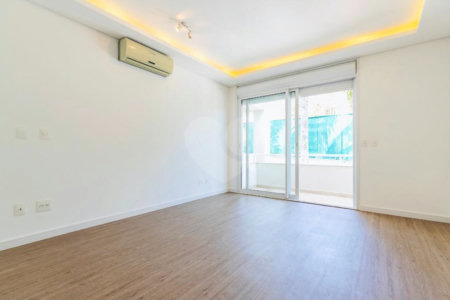 Casa à venda com 4 suítes no condomínio Vila Alba, São Paulo - SP