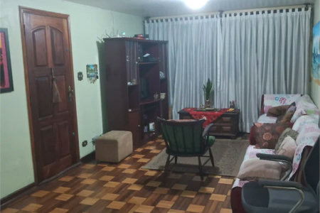 Casa à venda com 3 quartos, sendo 1 suíte, em Jardim Campo Limpo, São Paulo, SP