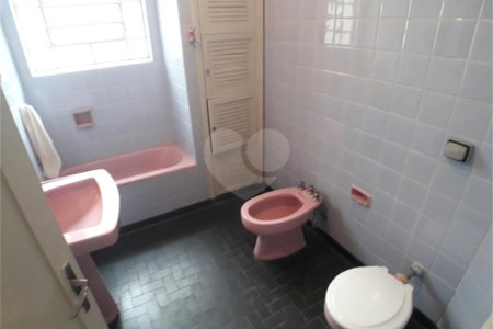 Casa Térrea para alugar com 1 quarto, sendo 3 suítes,  em Indianópolis, São Paulo, SP