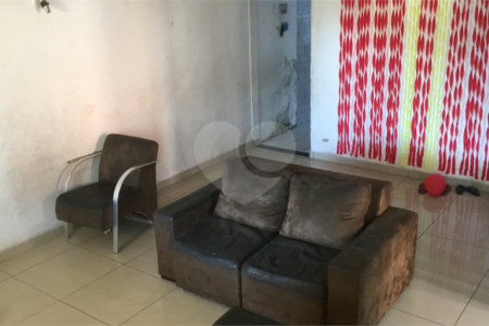 Sobrado à venda com 3 quartos em Vila Medeiros, São Paulo, SP
