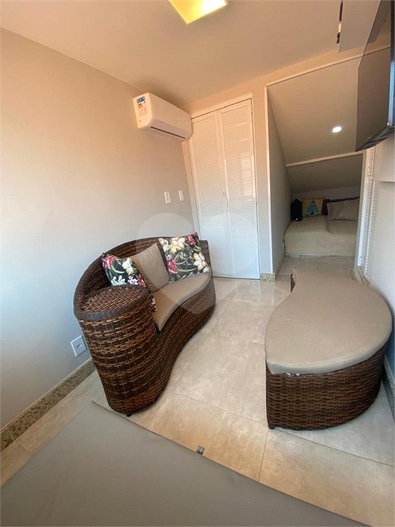 Triplex à venda com 2 suítes no Centro (mangue), Armação dos Búzios, RJ