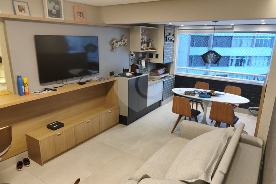 Apartamento à venda com 2 quartos, sendo 1 suíte,  em Santana, São Paulo, SP