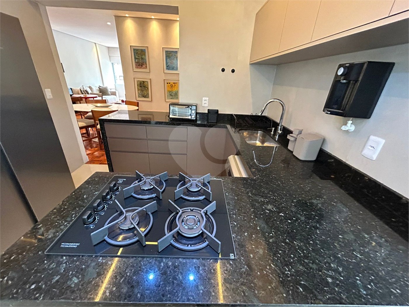 Apartamento à venda com 2 quartos, sendo 1 suíte, em Cerqueira César, São Paulo, SP