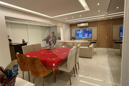 Apartamento à venda com 2 suítes em Vila Anastácio, São Paulo, SP