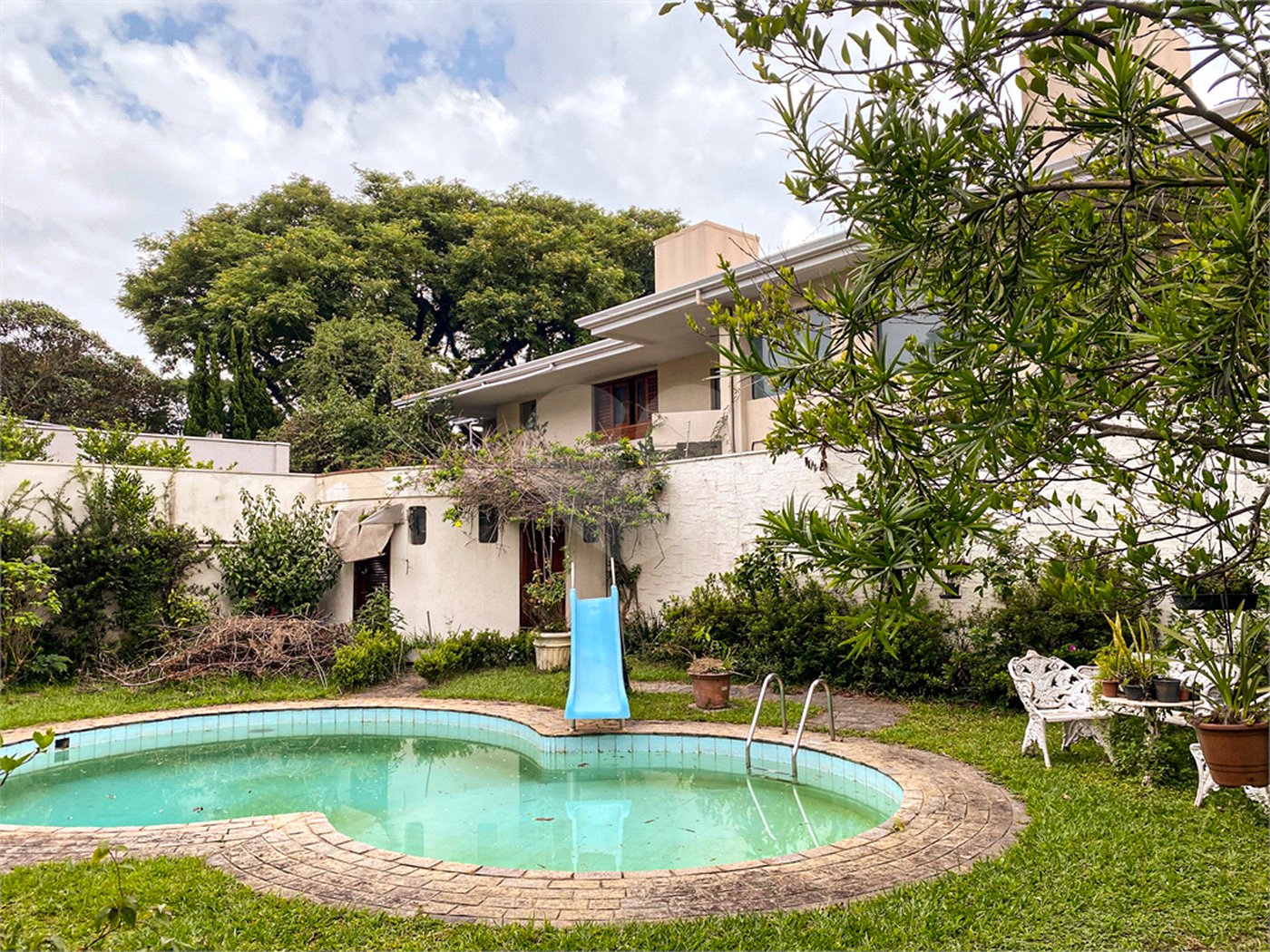 Casa à venda com 5 quartos, sendo 3 suítes, em Brooklin, São Paulo, SP