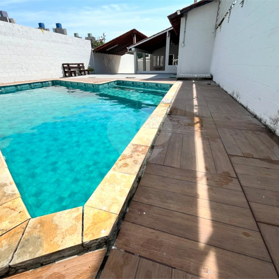 Casa à venda com 2 quartos em Vila Jeriva, Várzea Paulista, SP