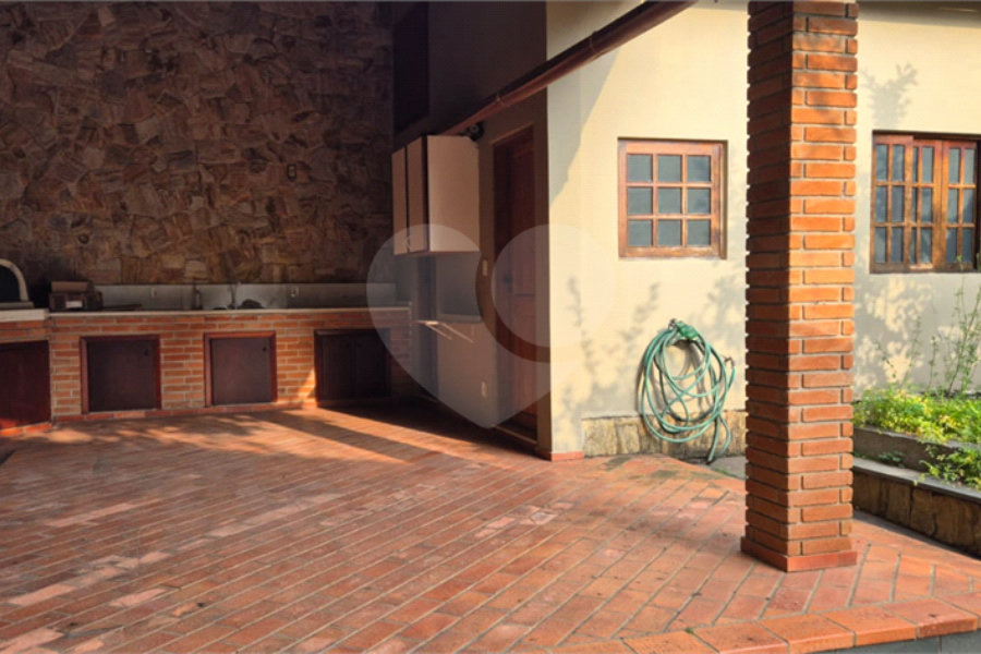 Casa à venda ou para alugar com 4 quartos, sendo 1 suíte, em Tremembé, São Paulo, SP
