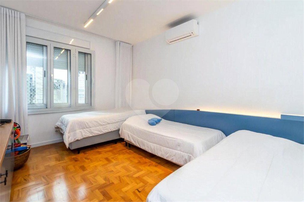 Apartamento à venda com 4 quartos, sendo 1 suíte, em Jardim Europa, São Paulo, SP