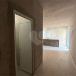 Casa em condominio em reta final de obras