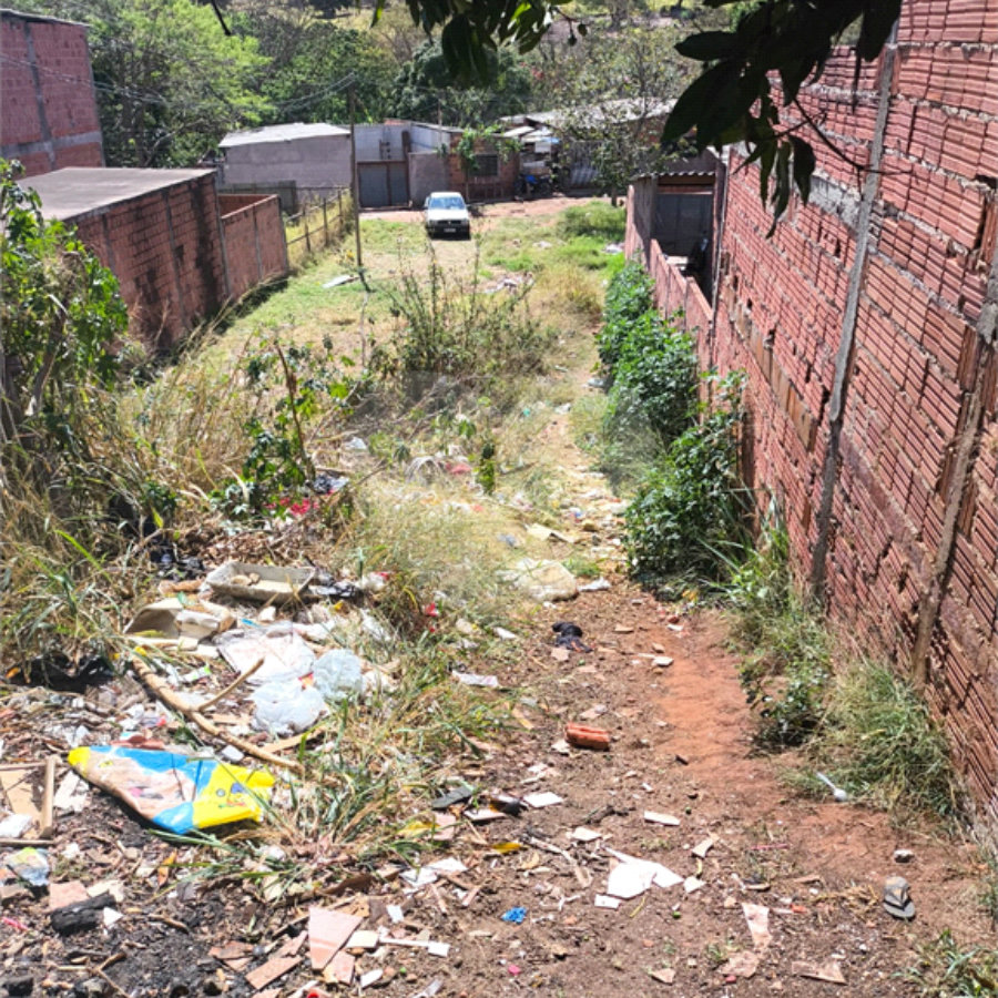 Terreno a venda no Cidade Aracy 2